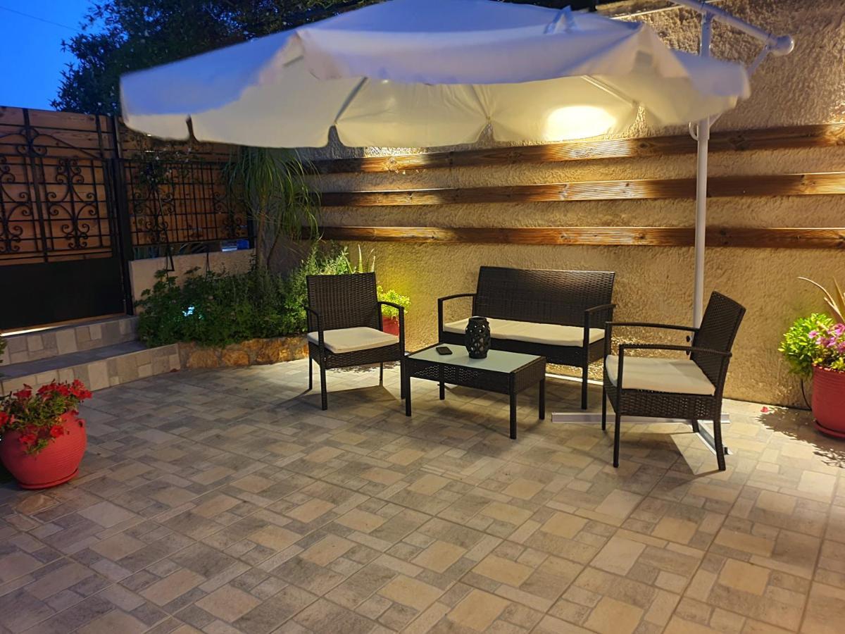 הוילה Aloe House Lakíthra מראה חיצוני תמונה